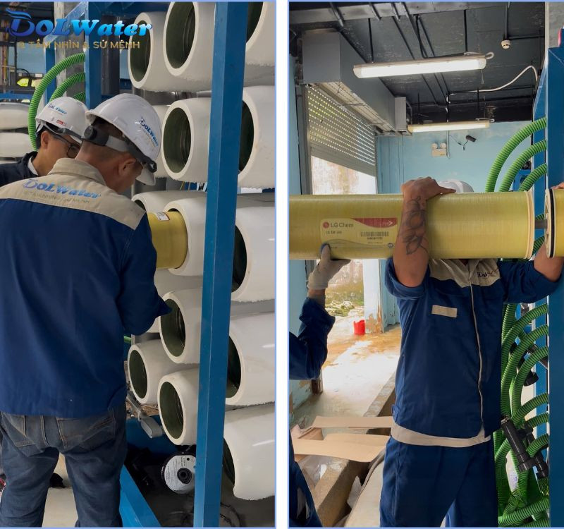 Kỹ thuật viên DOLWATER đang cẩn thận thao tác thay màng lọc nước biển SWRO 1500M3.